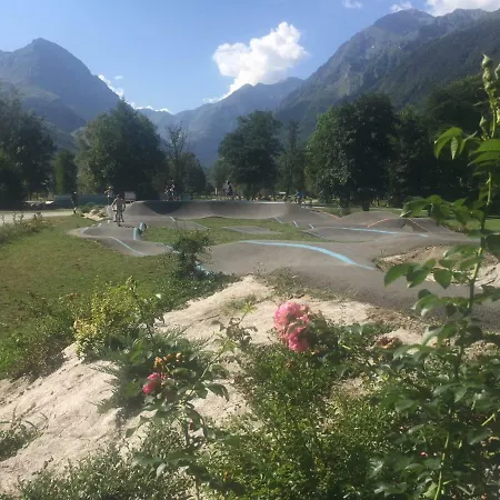 2 Personnes Cures Luchon Apartamento Bagnères-de-Luchon